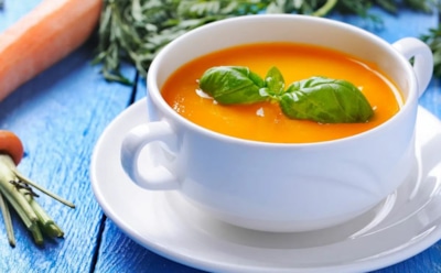 Когда хочется мягкости и тепла: морковный суп-пюре с овощами и сливками для идеального вечера