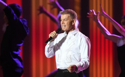 Олегу Газманову запретили делать трюки: вето на сальто и шпагат