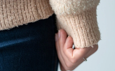 Катышки под контролем: возвращаем одежде свежий вид — простые способы без химии и затрат