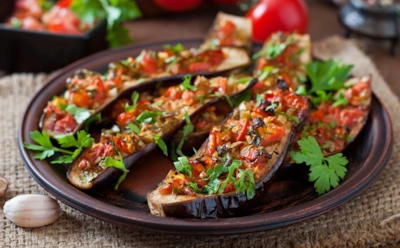 Праздник вкуса из Барселоны: ароматные баклажаны станут любимым угощением при любом застолье