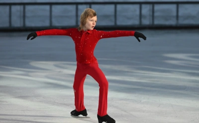 Сын Плющенко выступил с температурой под 40°C в Санкт-Петербурге: скорая помощь и оправдания родителей