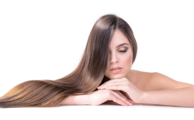 Секрет блеска без салона: натуральные маски, возвращающие окрашенным волосам жизнь и густоту