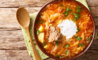 Щи, от которых пахнет традициями: как приготовить классический суп, чтобы бульон получился как в русской печи