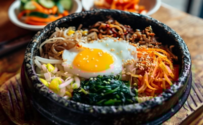 Миска вкуса из Сеула: готовим корейский пибимпап, который не оставит равнодушным никого за столом