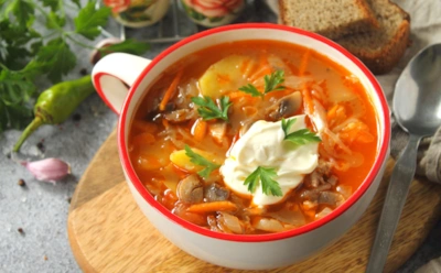 Суп из банки, который удивит: щи из кильки в томате легко станут хитом будничного меню