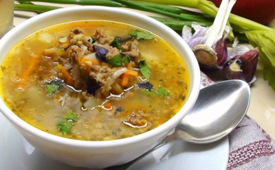 Вкус на отлично — даже без картошки: как правильно приготовить аппетитный суп из капусты с фаршем