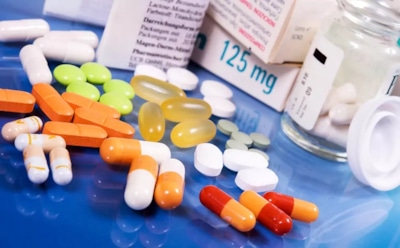 Опасная привычка холодного сезона: доктор Мясников рассказал, чем грозит бесконтрольный прием антибиотиков