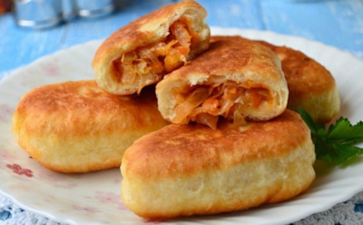 Когда хочется чего-то вкусного: домашние пирожки с квашеной капустой, которые не надоедают никогда