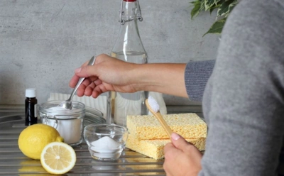 Забудьте про вонючий холодильник навсегда: эти народные лайфхаки вернут ему частоту без лишних затрат