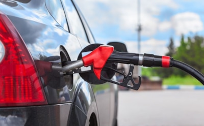 Полный бак может выйти боком: почему избыток топлива вреден