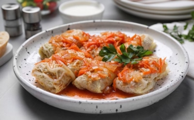 Ароматный вечер начинается с простых шагов: голубцы с гречкой и грибами дарят особое чувство удовольствия