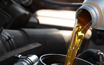 Пробег не показатель: на что действительно стоит ориентироваться, чтобы не прозевать сроки смены масла