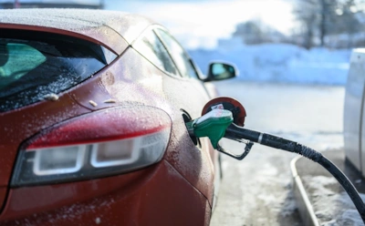 Зима забирается в кошелек незаметно: простой прием с шинами снижает расход топлива на морозе