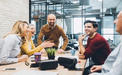 Карьеру рушат не ошибки, а слова: на эти темы не стоит болтать в рабочей курилке, если вы дорожите репутацией