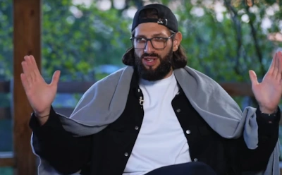 Комик Карена Макарена сделал предложение избраннице в горах Армении