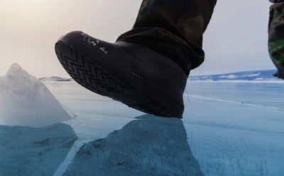 Гололед больше не диктует правила: простой трюк с подошвой спасает от падений