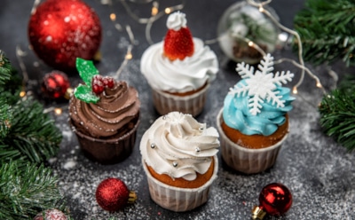 Когда хочется праздника, а не марафона у плиты: 5 эффектных новогодних десертов за минимум времени