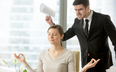 Слова выводят из равновесия незаметно: простой психологический прием, который экономит нервы