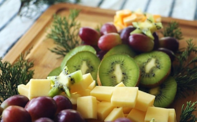 Сахар кормит врагов во рту: почему кариозные бактерии становятся сильнее с каждым перекусом