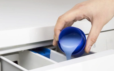 Гель залили не туда и машинка страдает: главная ошибка при стирке, о которой молчат инструкции