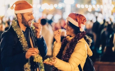 От винограда до пиньяты и костров на пляже: как встречают Новый год в разных уголках мира