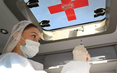 Гонконгский грипп косит звезд: Савельева, Рапунцель и Огурцова в лихорадке с детьми