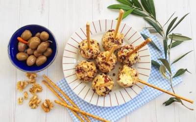 Гости будут спрашивать рецепт: эта закуска из сыра поразит их до глубины души