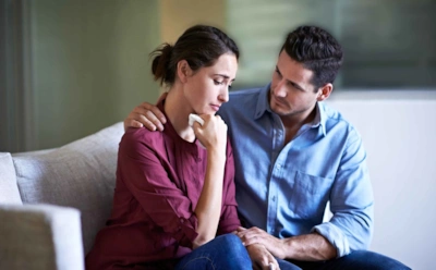 Разговор превращается в утечку сил: как скрытые манипуляции маскируются под обычную дружескую заботу