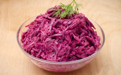 Минимум хлопот — максимум вкуса: свекольный салат простой — зато удовольствие новогоднее