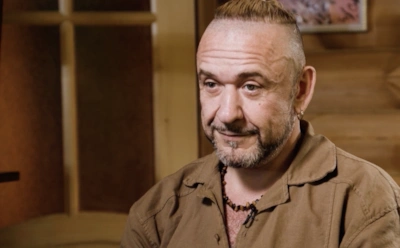 Шоумен «Кривого зеркала» рассказал, как устраивал оргии для звезд: «голая вечеринка» просто отдыхает