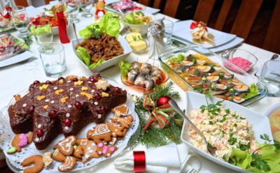 Не еда, а ловушка для пищеварения: какие сочетания на празднике вызывают тяжесть и изжогу