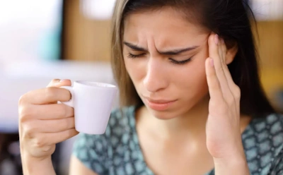 Кофе мстит за расставание: почему отказ от привычного напитка вызывает головную боль