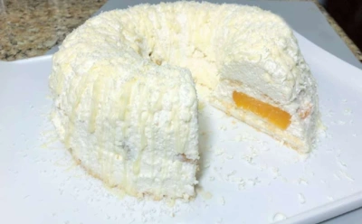 Вдоль по улице метелица метет, да на столе останавливается: с этим нежным тортом Новый год выйдет на славу