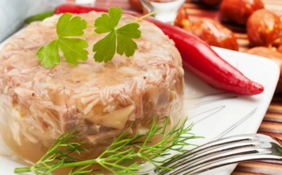 Суставы благодарят, сердце — нет: насколько реально полезен холодец и от чего это зависит