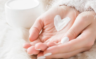 Шелушение уходит, стянутость пропадает: зимний уход за руками возможен прямо дома — натуральные средства без салонов и химии