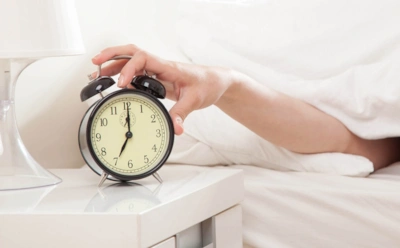 Организм знает время лучше смартфона: почему вы открываете глаза до сигнала будильника