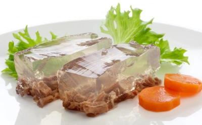 Холодец как предмет гордости: какие приемы делают его прозрачным и плотным — добейтесь идеальной консистенции