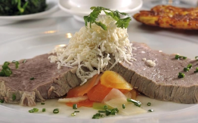 Говядина часто подводит даже опытных хозяек: такой подход делает мясо мягким и сочным