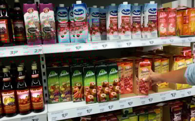 Магазинные соки калечат суставы: как и почему фруктоза провоцирует подагру