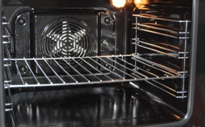 Разрыхлитель отмоет все: всего 50 г — и духовка сверкает от чистоты