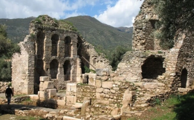 В Турции найдена лестница из прошлого: археологи раскрыли тайну Нисы