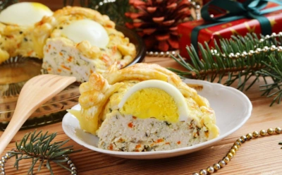 Кольцо, которое собирает гостей: традиционное угощение для Рождества