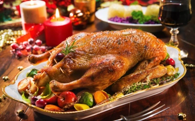 Гусь с яблоками — рождественская классика семейного стола: традиционный рецепт для большого праздника