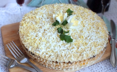 Когда селедка надоела в салате, этот вафельный торт исправит ситуацию