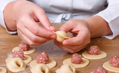 Эти две специи выводят пельмени на новый уровень: прием, который меняет привычный вкус