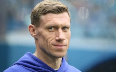 42-летнего Павла Погребняка застали в объятиях 18-летней возлюбленной