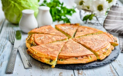 Капустный пирог на сковороде: рецепт заливного лакомства для поста и диеты