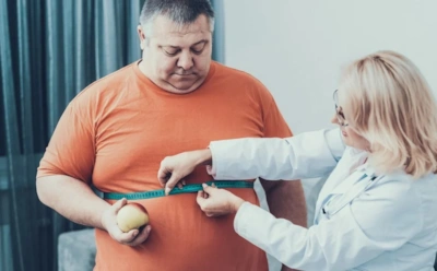 Лишний жир не уходит не из-за еды: как и почему печень блокирует жиросжигание