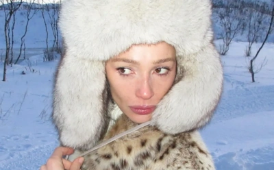 Настя Ивлеева бросилась сводить тату: мода кончилась, начались страдания