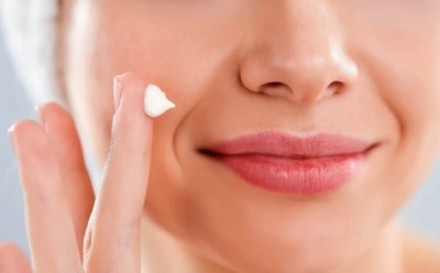 Кожа краснеет и шелушится зимой: добавьте это средство в крем для лучшей защиты